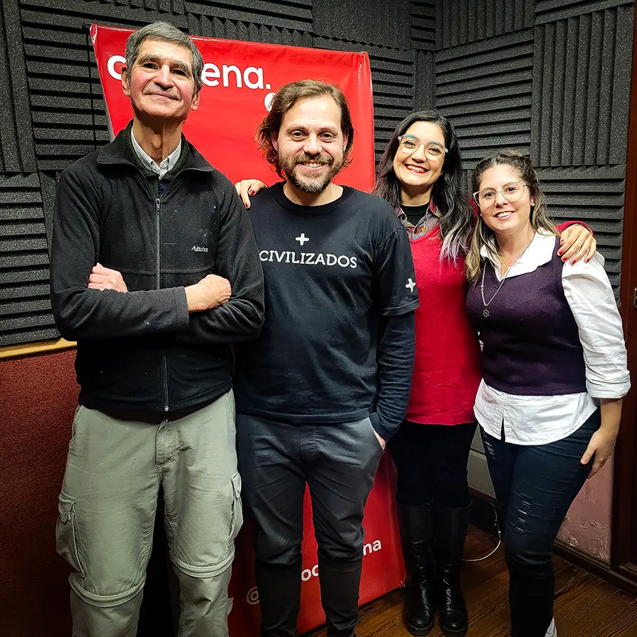 Adrián Sánchez, Leo Spinetto, Lorraine y Cindy